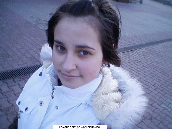 daca v-a pun o poza cu mine..v-a rog sa nu v-a speriati.. album - fotografii cu membrii forumului