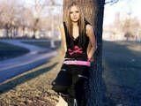 Avril Lavigne - Mady-Chan - � Muzica �