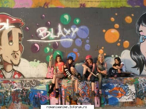 blaxy girls este un grup muzical de din rom�nia. a luat �n octombrie 2007 şi a semnat un