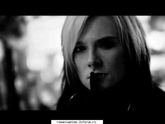 Cinema Bizarre - Mie imi place foarte mult "My Obsession",titlul - � Muzica �